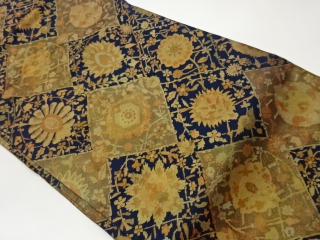 菱に花々模様織出し名古屋帯